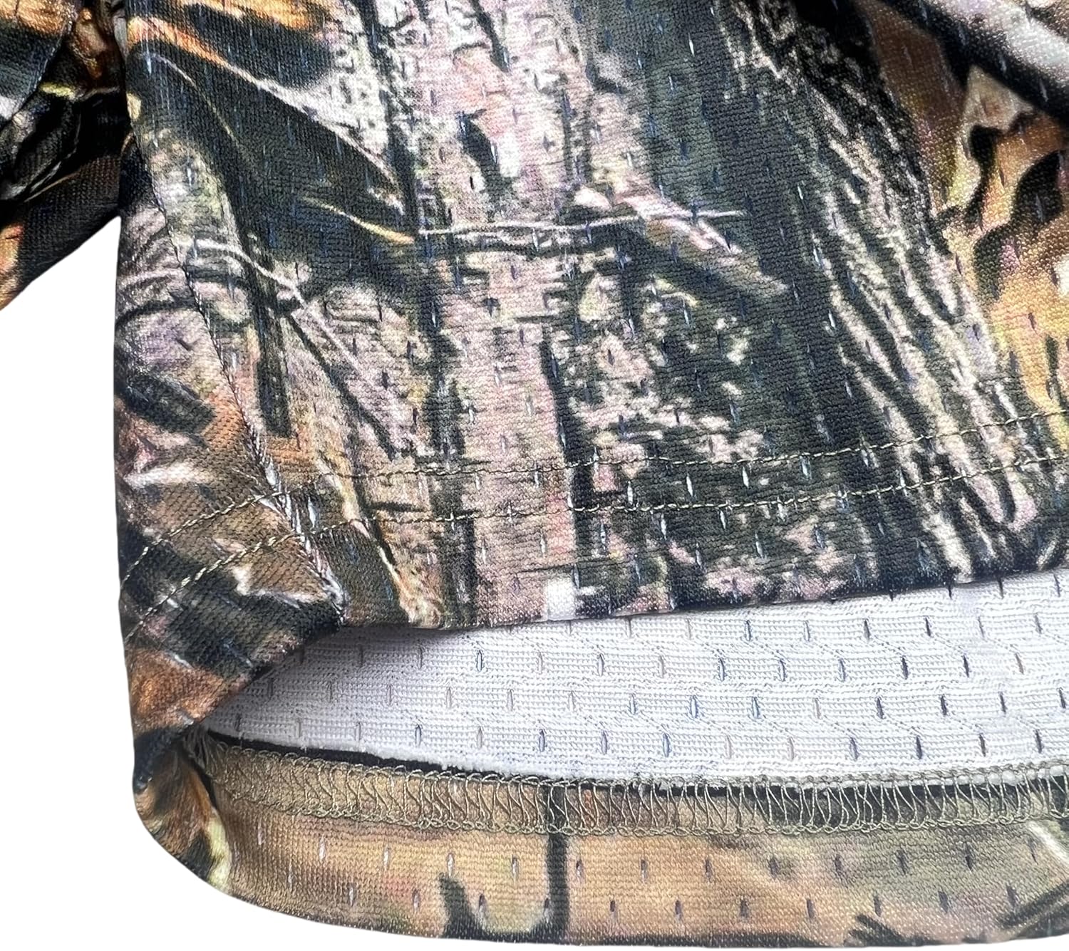 Women's Camo Real Tree Print Mesh Lined Athletic Basketball & Beach Shorts Women's Camo Real Tree Print Mesh Lined Athletic Basketball & Beach Shorts